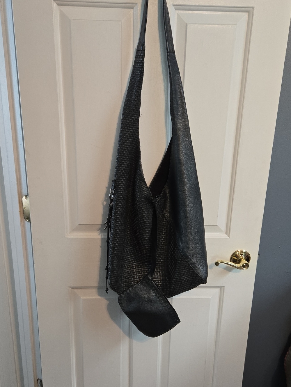 Henry Beguelin Black And Gray Textured Woven Leather Sling Shoulder Bag